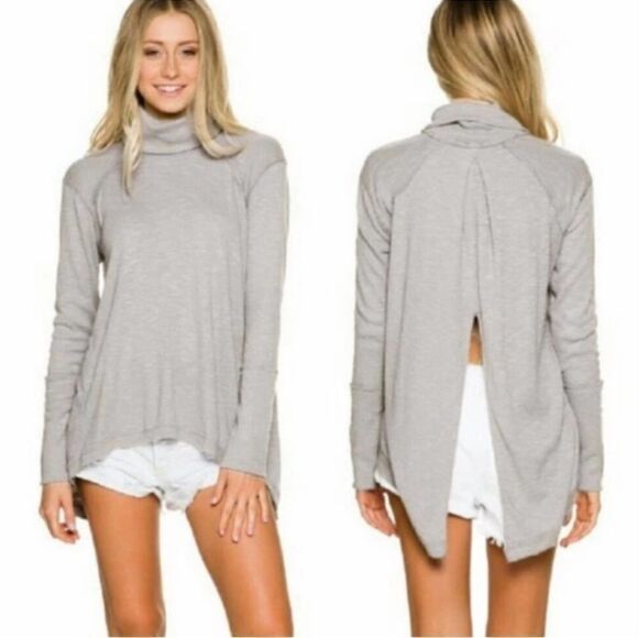 Free People We The Free Long Sleeve Turtle Neck Split Back Top‎ Grey Size Small - Picture 1 of 3